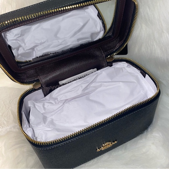 Coach 🖤 Cosmetic Case New - Picture 8 of 14